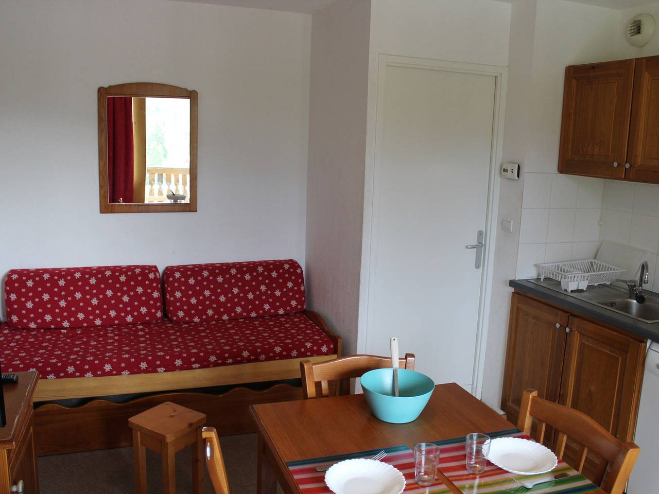 Ganze Wohnung, Apartment für 6 Pers. mit Südbalkon, 100m von den Pisten in Saint-Étienne-en-Dévoluy, Le Dévoluy