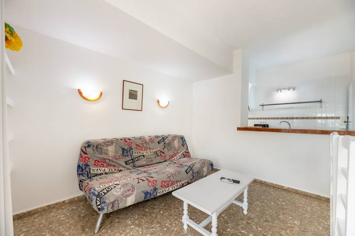 Apartamento entero, Apartamento 'Apartamento Trilo 12' con Wi-Fi in Es Pujols, Formentera