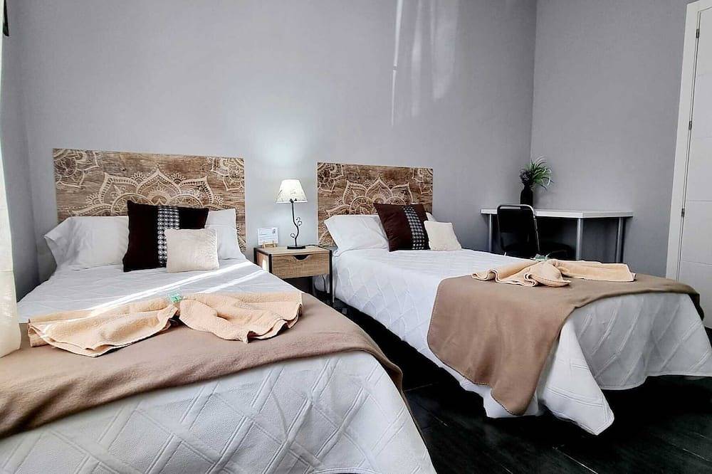 Apartamento entero, El Sueño Del Quijote. Hab.Doble 2C in Alcalá de Henares, Provincia de Madrid