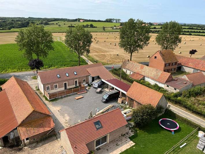 Location de vacances pour 7 personnes, avec terrasse et vue à Rety