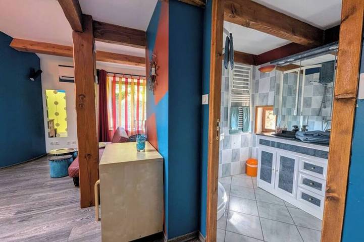 Chambre d’hôte pour 4 personnes, avec jardin et piscine dans l' Aveyron
