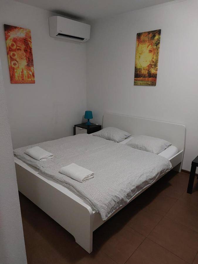 Geheel appartement, Apartment - Ground Floor in Bratislava, Bratislava (regio)