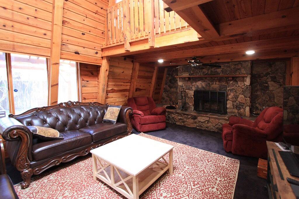 2-Story Cabin in the City\n 30day min. Total with\n Discount = $1656/30 day. in Lubbock, Lubbock County