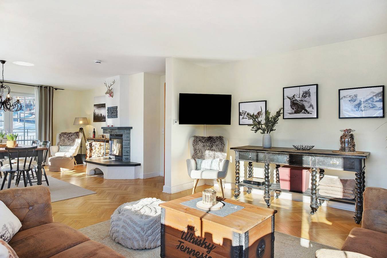 Holiday Home Feldberg in the Black Forest with Mountain Views, Terrace and Wi-Fi in Falkau (Feldberg), Feldberg