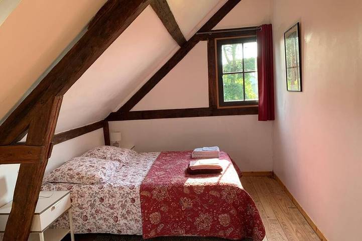 Location de vacances pour 5 personnes, avec terrasse et jardin, animaux acceptés à La Rivière-Saint-Sauveur - 2