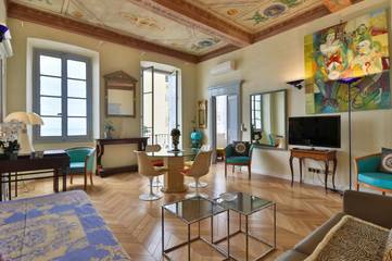 Gîte pour 3 personnes, avec vue et terrasse dans Eglise Saint Francois De Paule