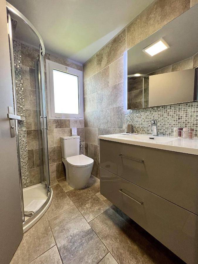 Standard Single Room with Mountain View in Mandelieu-la-Napoule, Massif de l'Esterel