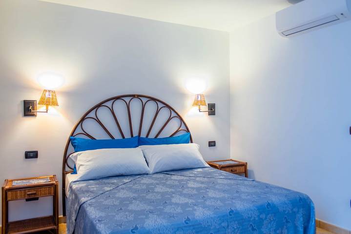 Ganze Wohnung, Ferienwohnung für 5 Personen mit Balkon/Terrasse in Lampedusa Stadt, Lampedusa e Linosa