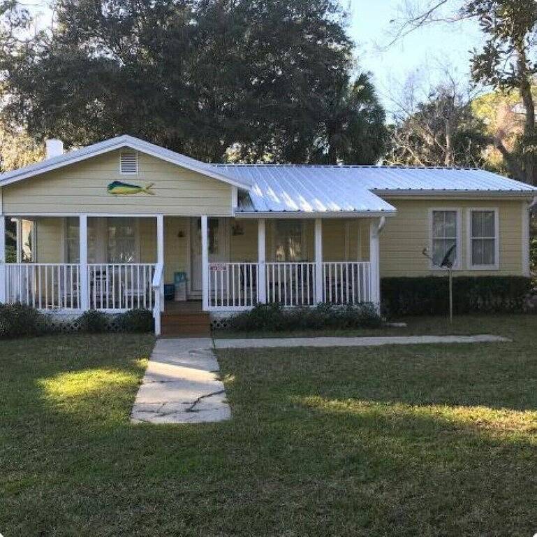 Nature Coast Gulf Retreat in Inglis, Levy County