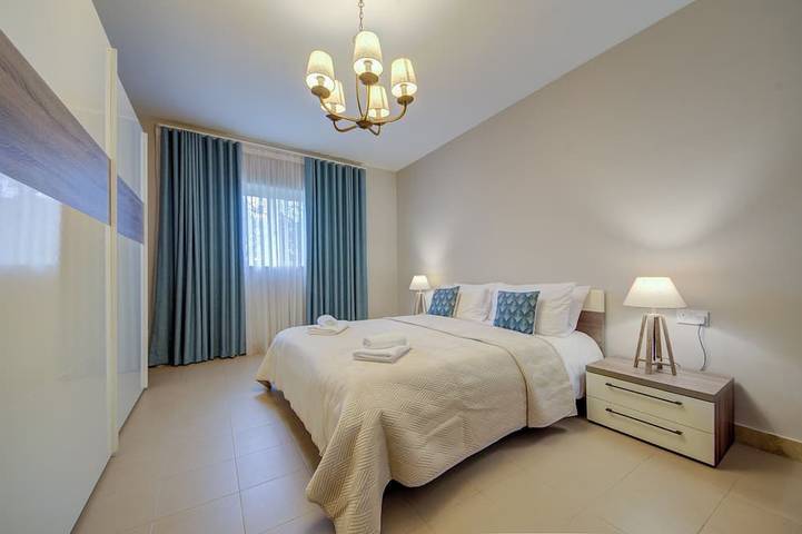 Location de vacances pour 16 personnes, avec terrasse et jardin dans Mellieha - 2