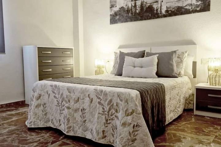 Holiday apartment for 8 people, with balcony - 1