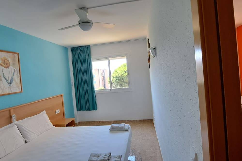 Appartement entier, Appartement avec piscine et terrasse avec vue sur la mer in Cap Salou, Salou