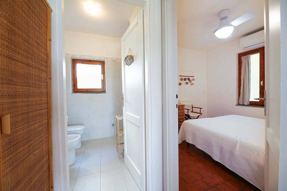 Ganze Wohnung, Zweizimmerwohnung Erdgeschoss in Spiaggia Fetovaia, Campo nell'Elba