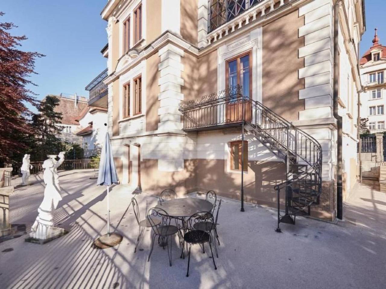 Ganze Wohnung, Tourelles in La Chaux-de-Fonds, Drei-Seen-Land