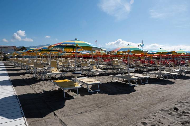 Hôtel pour 2 personnes, avec terrasse à Carrare - 2