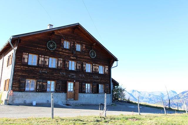 Gîte pour 7 personnes, avec jardin, adapté aux familles à Château-d' Œx - 2