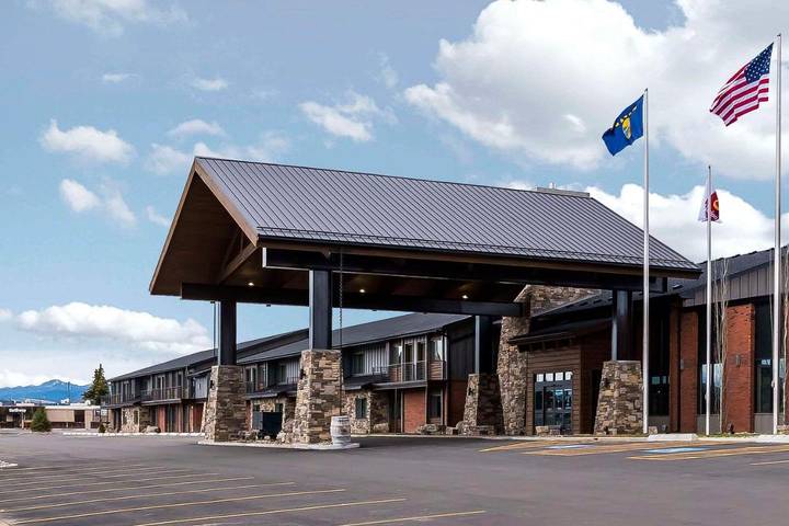Pousadas para 4 pessoas, com piscina e jacuzzi e ainda sauna, com animais de estimação em Montana (USA)