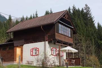 Ferienhaus für 4 Personen, mit Garten in Innsbruck