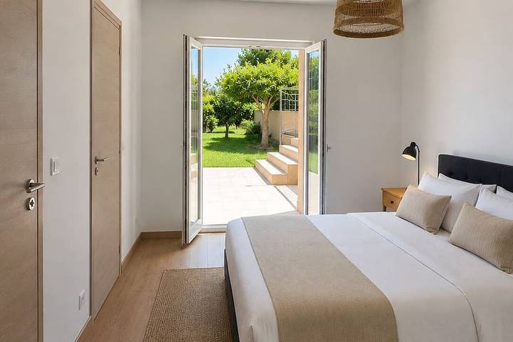 Villa provencale entièrement rénovée avec vue spectaculaire sur la valée du Riou in Bargemon, Région de Draguignan
