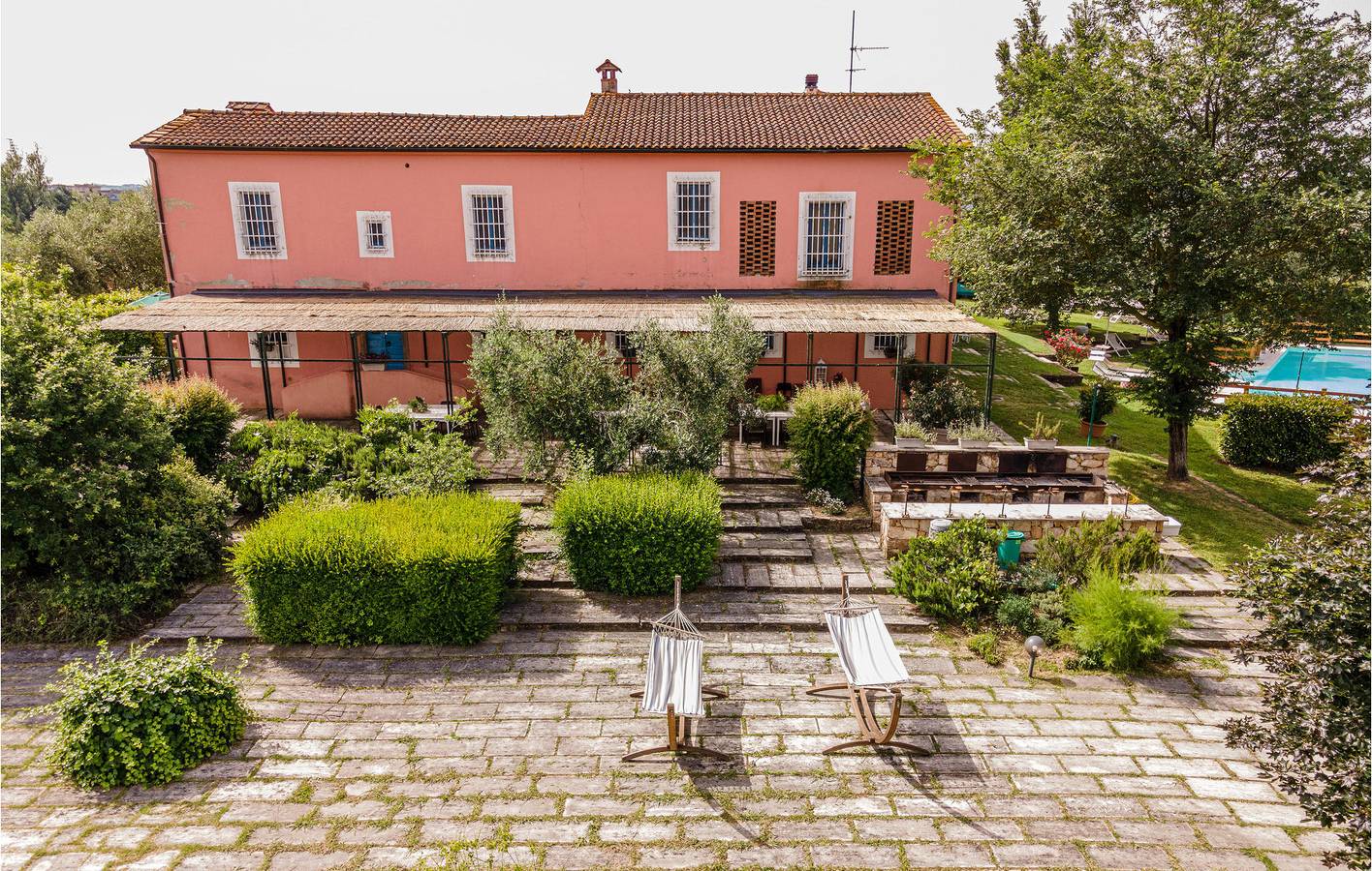 Appartamento intero, Appartamento a bordo piscina con aria condizionata, parcheggio e Internet in Cerreto Guidi, Firenze province