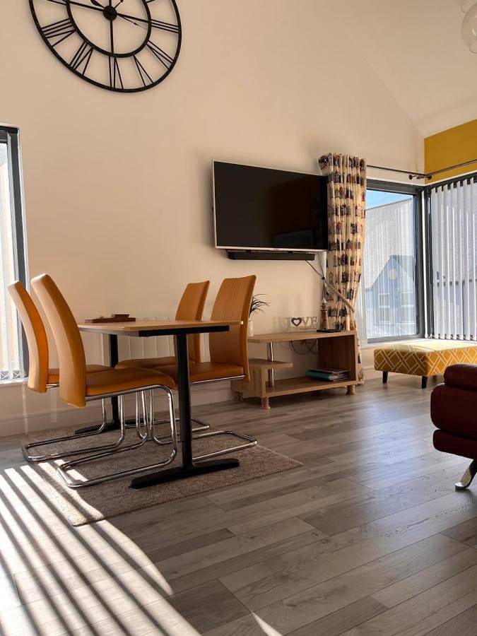 Entire apartment, Two-Bedroom Apartment in Newcastle (County Down), County Down