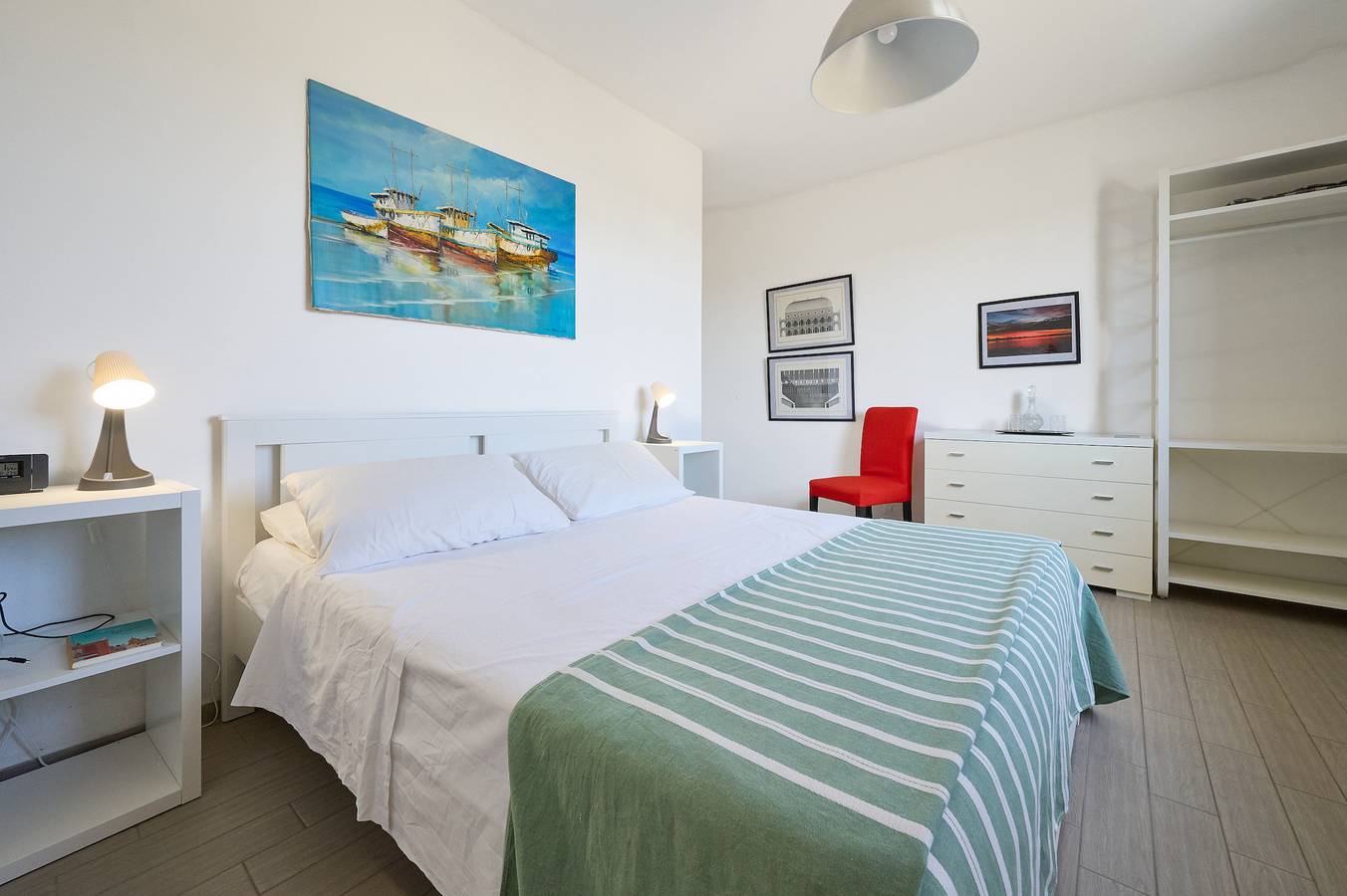 Appartement entier, Appartement "La Casa Rossa" avec terrasse partagée, Wi-Fi et climatisation in Riotorto, Côte des Étrusques