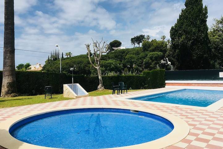 Bungalow pour 4 personnes, avec piscine à Lloret de Mar