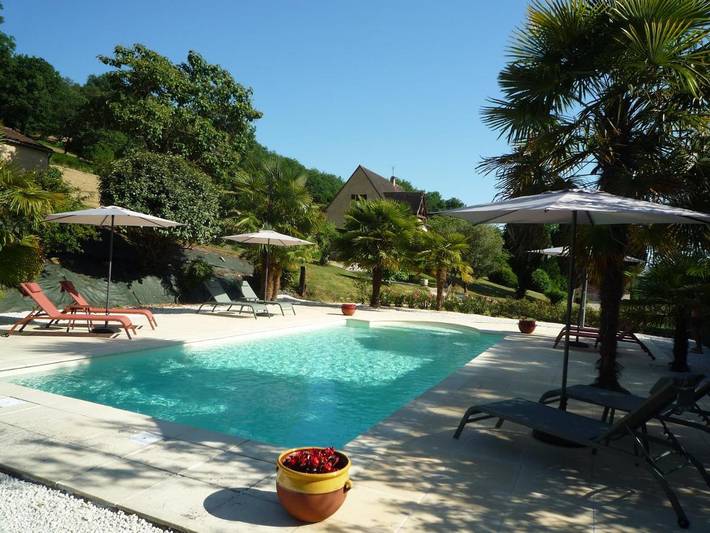 Chambre d’hôte pour 2 personnes, avec Terrasse et Jardin ainsi que Piscine et Vue