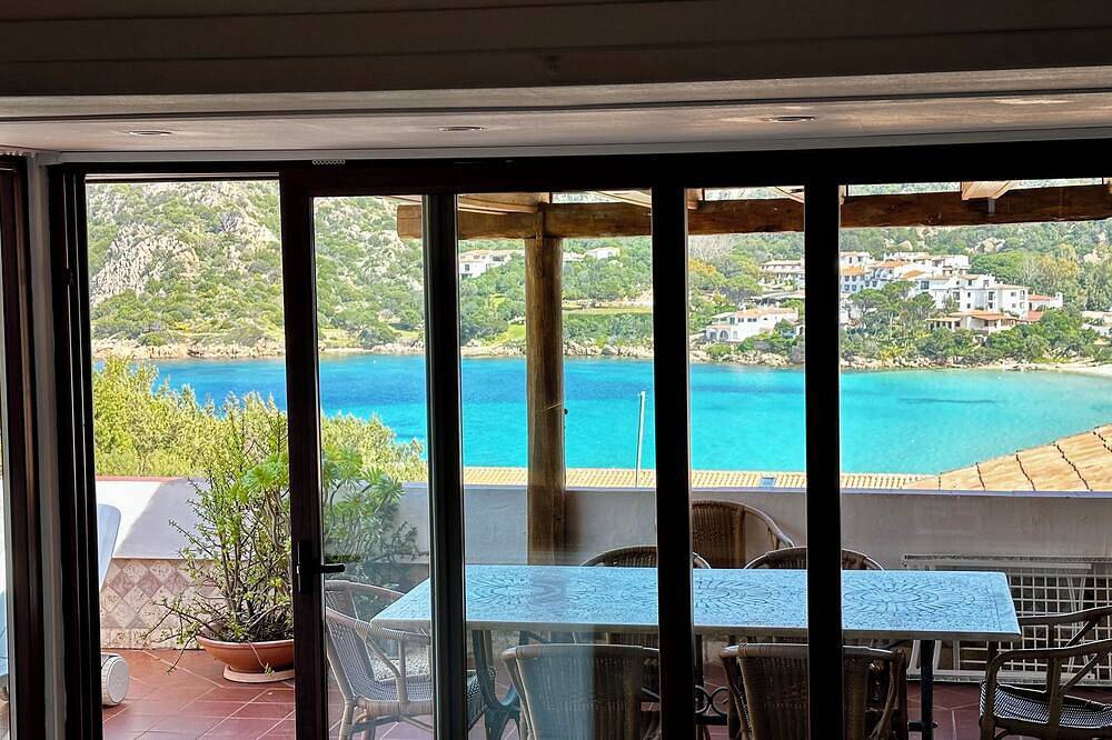 Casa Mariuccia befindet sich im Herzen von Baja, 100 Meter vom Strand entfernt! in Baja Sardinia, Costa Smeralda