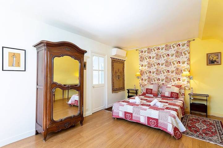 Location de vacances pour 4 personnes, avec jardin et terrasse à Nazelles-Négron - 3