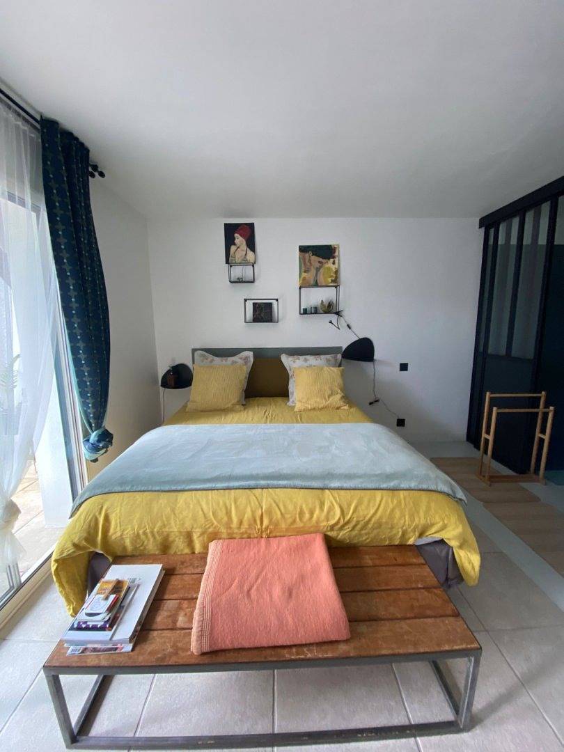 Cosy room with private bath - Chambre in Anglet, Région de Bayonne