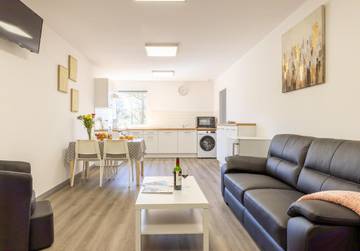 Gîte pour 2 personnes, avec vue à Narrosse