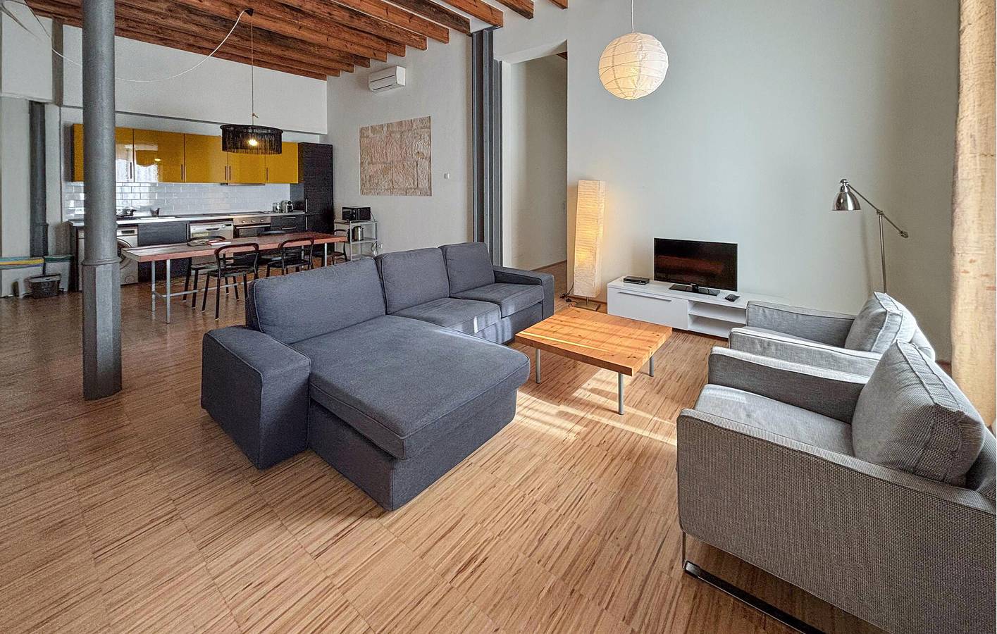 Cozy 155m² Apartment Near Na Ferradura Beach with WiFi & Parking in Capdepera, East Majorca