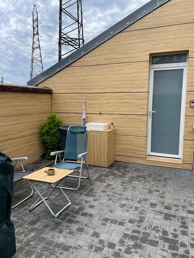 Studio privée Vesoul -Wifi,Tv,Clim,Parking gratuit in Vesoul, Haute-Saône