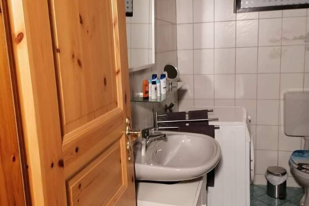 Ganze Wohnung, Komfortables und voll ausgestattetes Feriendomizil auf der Jurahöhe in Dietfurt, Ostbayern