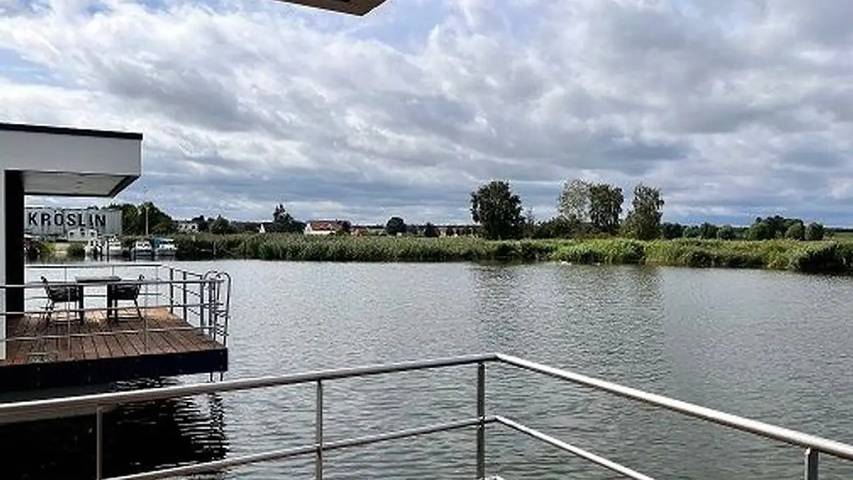 Boot für 4 Personen, mit Balkon und Sauna am Greifswalder Bodden - 3