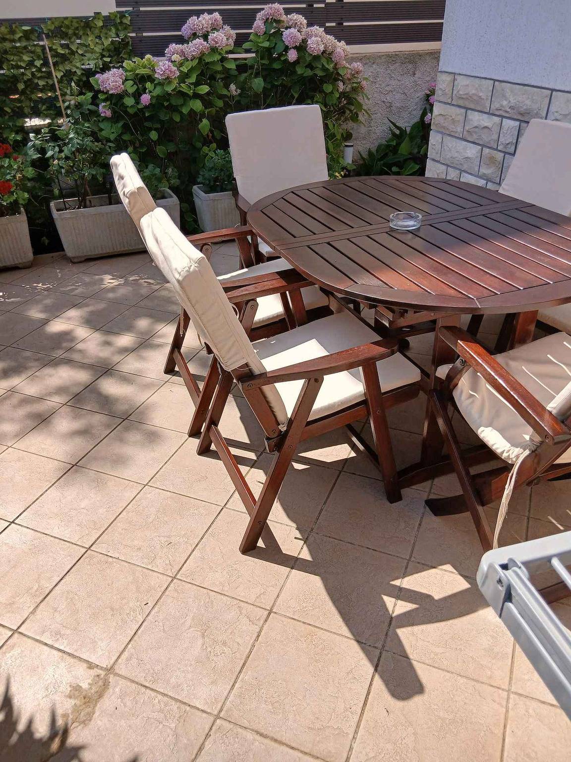Ganze Ferienwohnung, Ferienwohnung mit Terrasse und Grill  in Poljana, Insel Ugljan