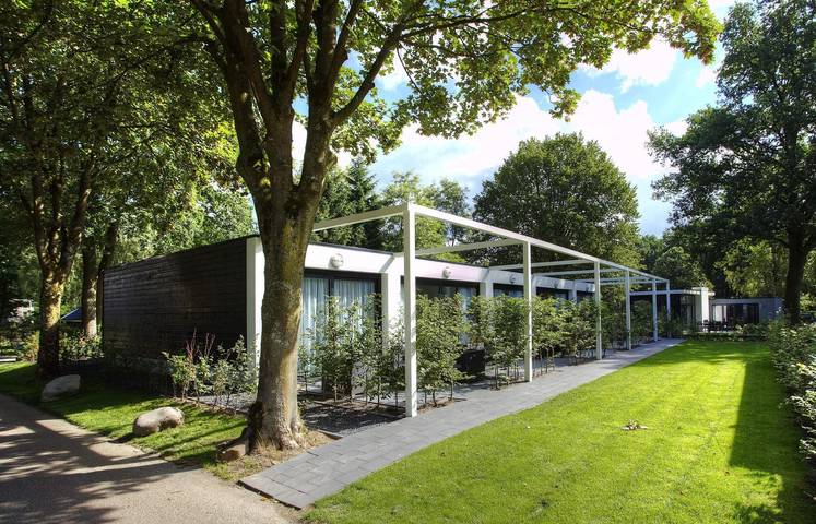 Chalet voor 2 personen, with Balkon/Terras and Terras as well as Tuin in Arnhem