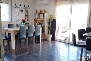 Gîte pour 10 personnes à Neffes