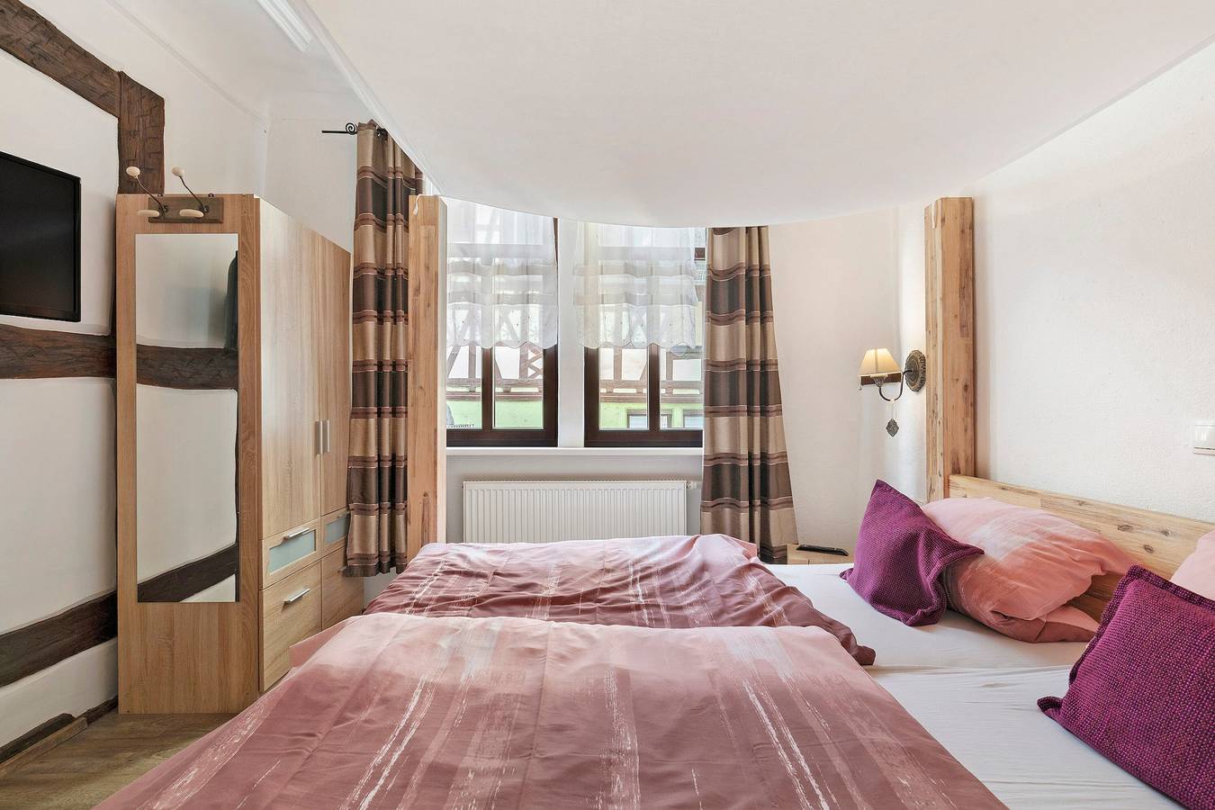 Ganze Wohnung, Apartment „1“ mit gemeinsamer Terrasse in Braubach, Mittelrhein