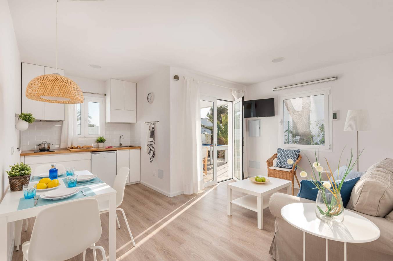 Villa Pins Blanca by Villa Plus in Cala Blanca, Ciutadella