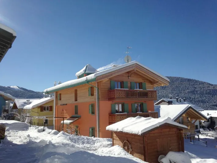 Apartmenthotel for 6 people, with sauna and terrace as well as view and garden - 1