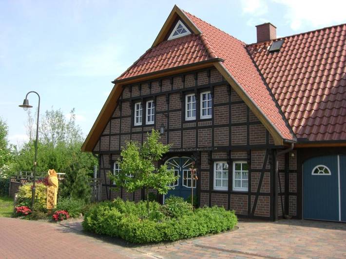 Ferienhaus für 4 Personen, mit Terrasse und Garten sowie Pool und Sauna in Hodenhagen