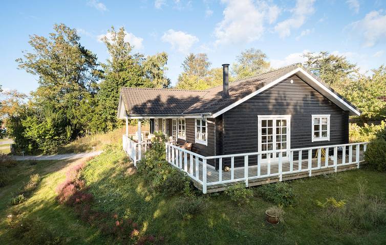 Ferienhaus für 6 Personen mit Terrasse in Gilleleje, Kattegat Küste