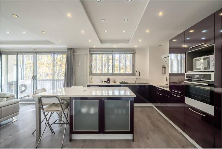 Gîte pour 6 personnes, avec balcon dans Gare D Aix En Provence Ville