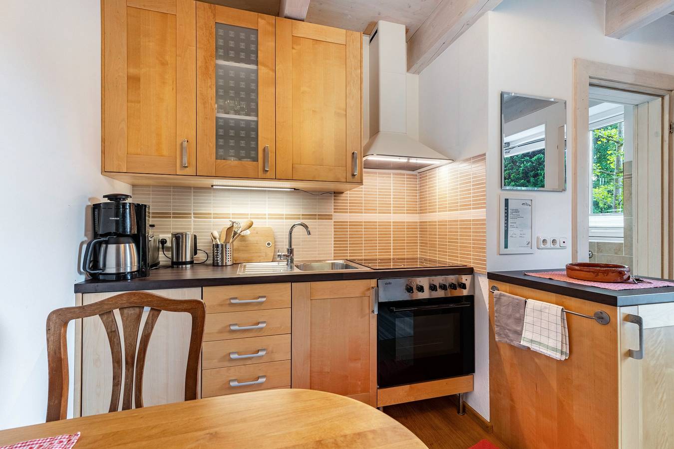 Ganzes Studio, Einzimmerapartment 'Apartment Im Schwedenhaus' mit privater Terrasse, privatem Garten und Wi-Fi in Kieler Förde, Kiel