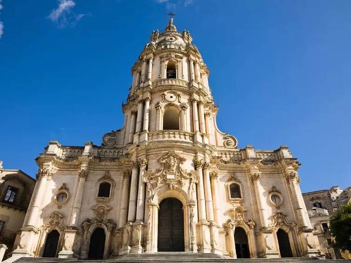 Villa pour 16 personnes, avec piscine et jardin à Modica