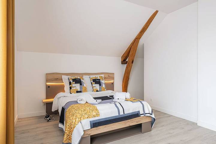 Location de vacances pour 10 personnes, avec jardin à La Grande-Paroisse - 3