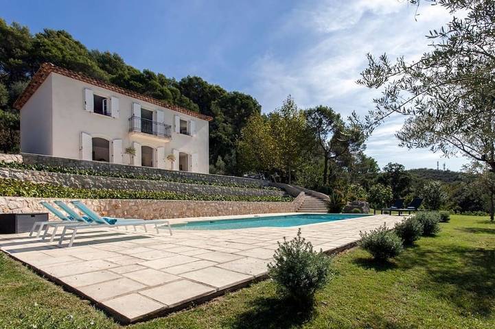 Villa pour 8 personnes, avec terrasse et piscine, animaux acceptés - 1