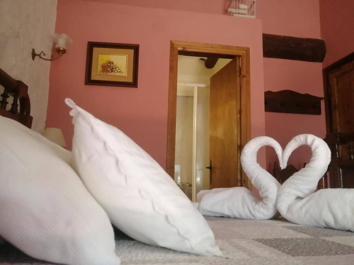 Twin Room with Bathroom in Prades (Espagne), Baix Camp
